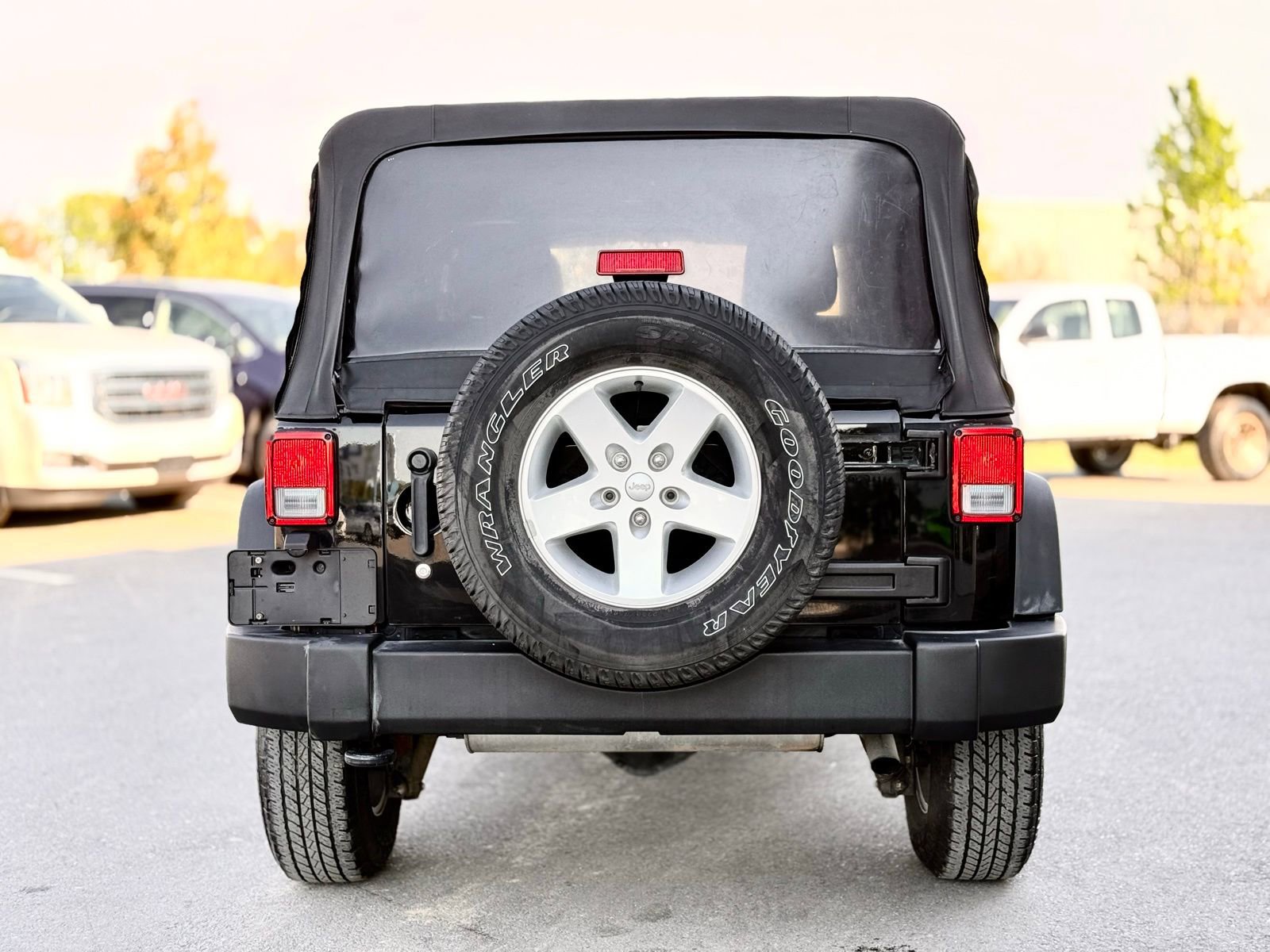 Used 2015 Jeep Wrangler Unlimited Sport w/ Quick Order Package 24S image 10