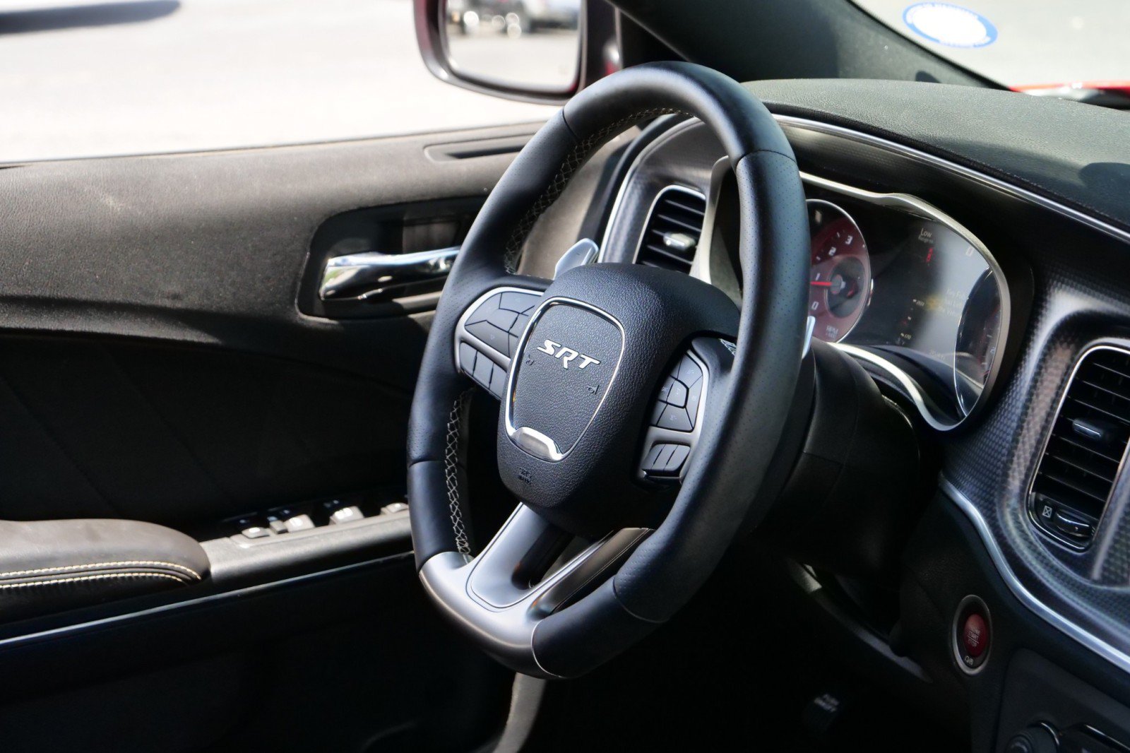 Used 2018 Dodge Charger SRT Hellcat RWD image 45