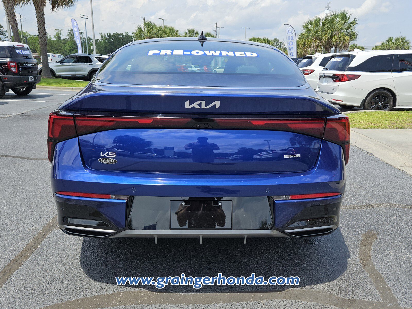 Used 2025 Kia K5 GT-Line w/ GT-Line Premium Package FWD image 4