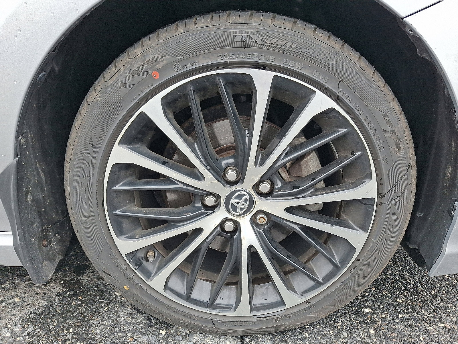 Used 2019 Toyota Camry SE image 9