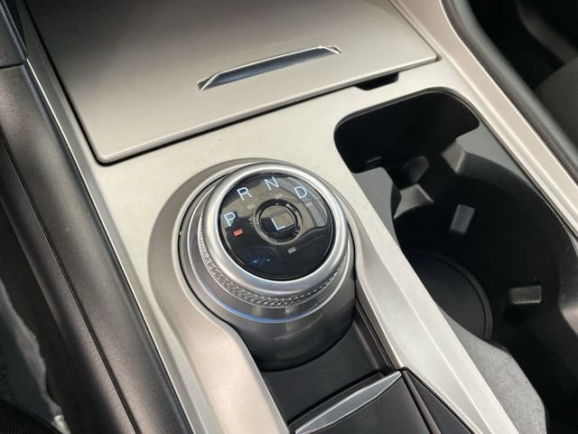 Used 2022 Ford Explorer XLT image 29