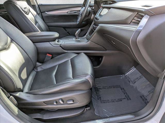 Used 2017 Cadillac XT5 Premium Luxury w/ LPO, Wheel Lock Package image 20
