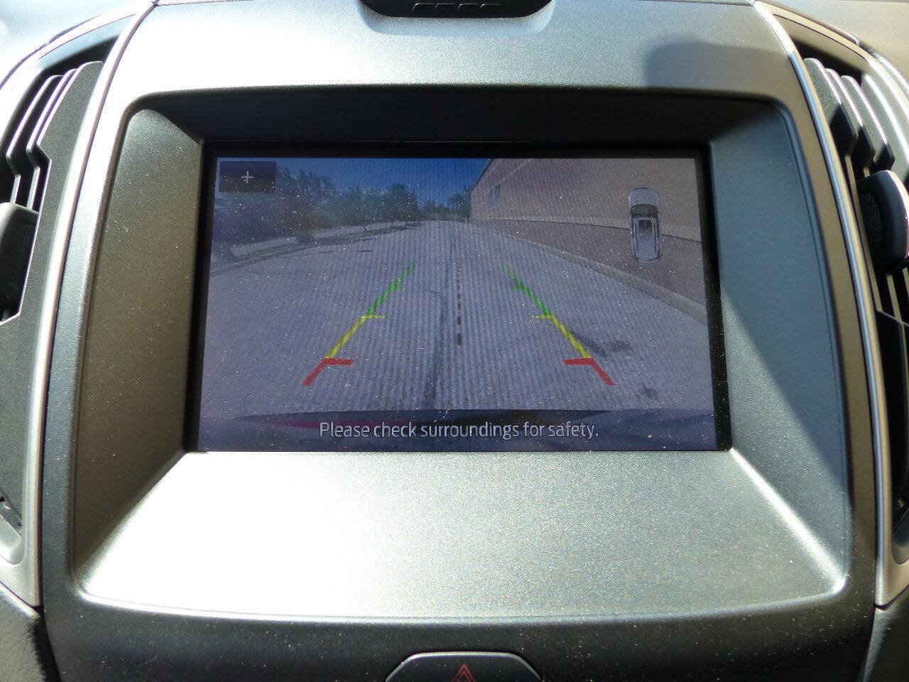 Used 2020 Ford Edge SEL w/ Convenience Package AWD/4WD image 32