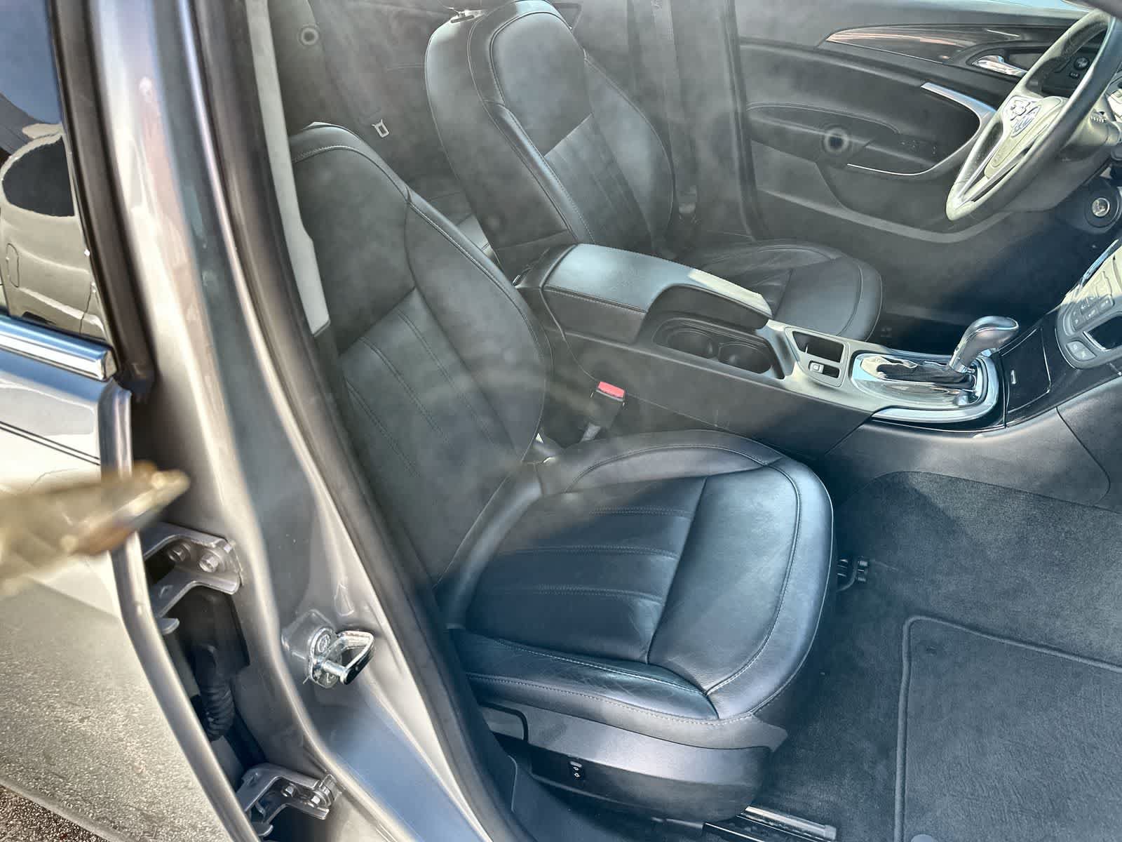 Used 2017 Buick Regal Sport Touring FWD image 9
