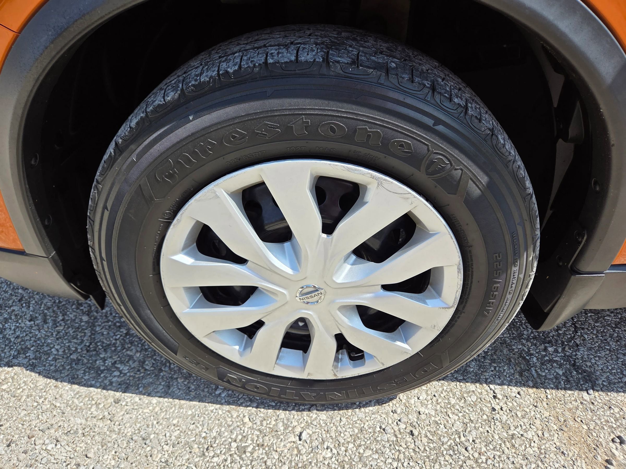 Used 2017 Nissan Rogue S w/ S Appearance Package AWD/4WD image 8
