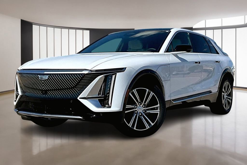 New 2026 Cadillac Lyriq Luxury
