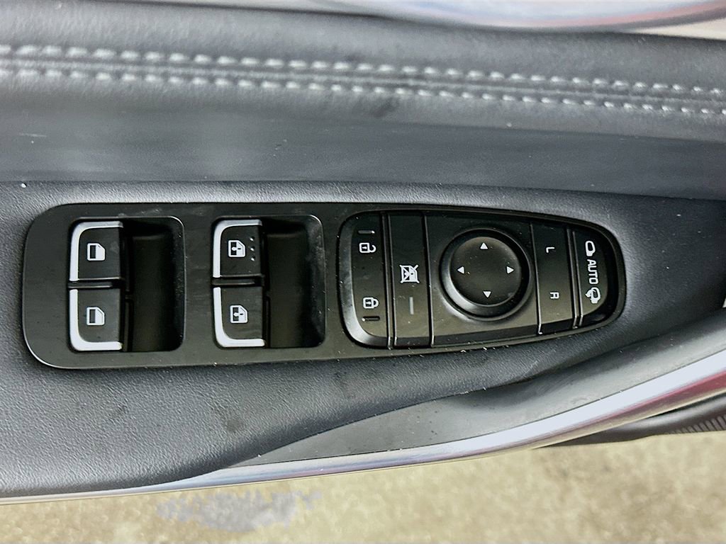 Used 2018 Kia Stinger GT1 image 20