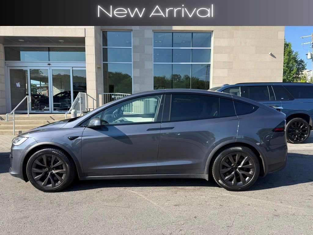 Used 2022 Tesla Model X Plaid AWD/4WD image 4