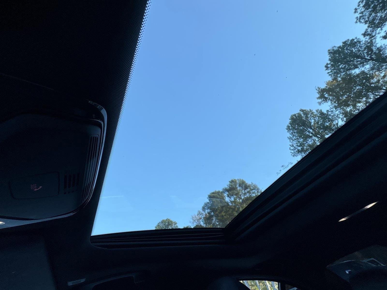 Used 2020 BMW 330i Sedan w/ Convenience Package image 36