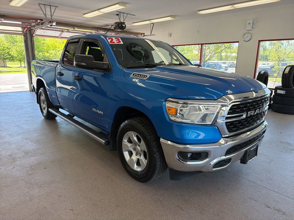 Used 2023 RAM 1500 Lone Star AWD/4WD image 1