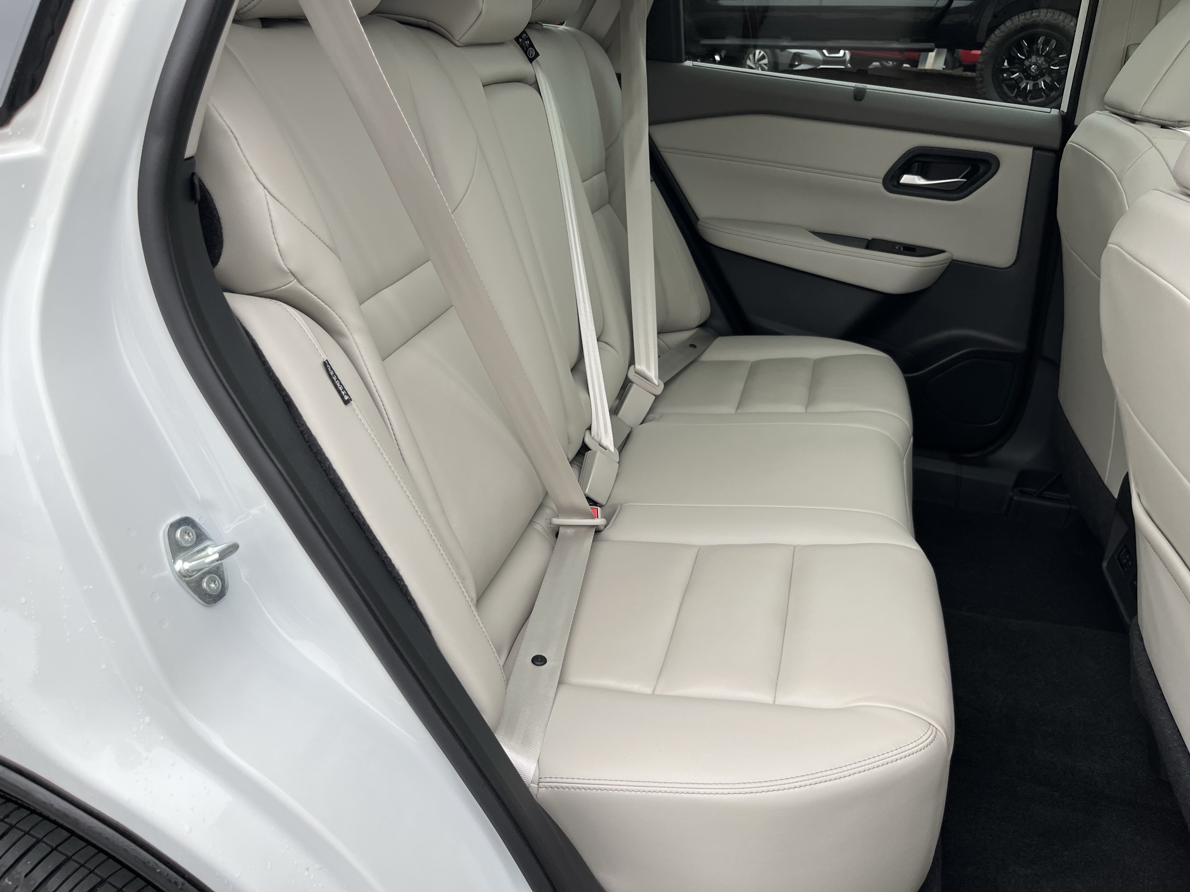 Used 2023 Nissan Rogue SL w/ SL Premium Package AWD/4WD video 4
