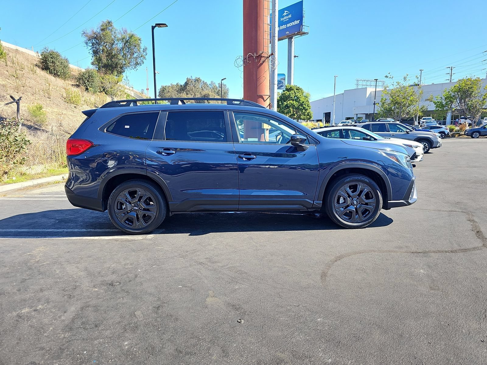 Used 2024 Subaru Ascent Onyx Edition Limited AWD/4WD image 8