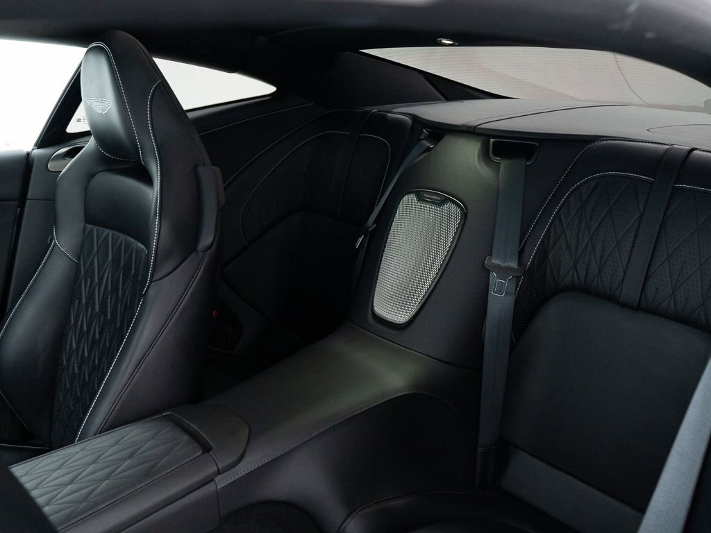 Used 2025 Aston Martin DB12 Coupe image 20