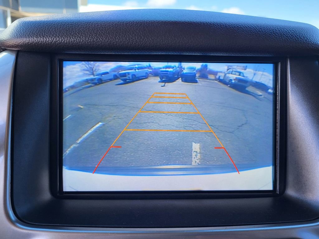 Used 2017 Chevrolet Tahoe LT image 13