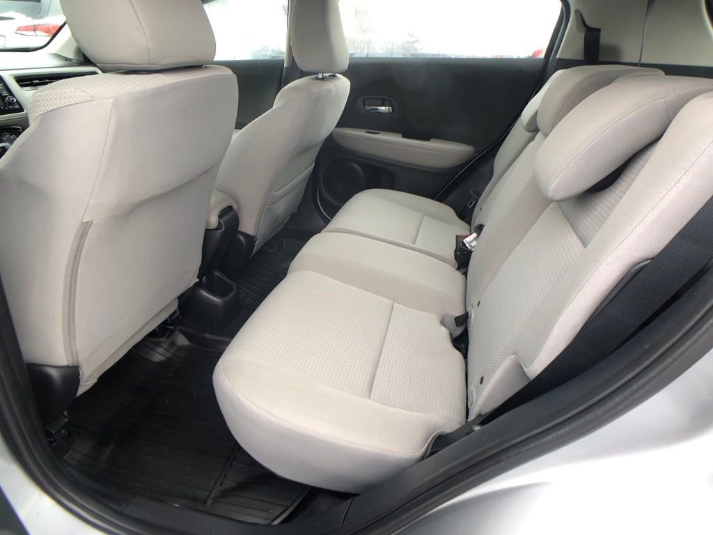 Used 2022 Honda HR-V LX image 17