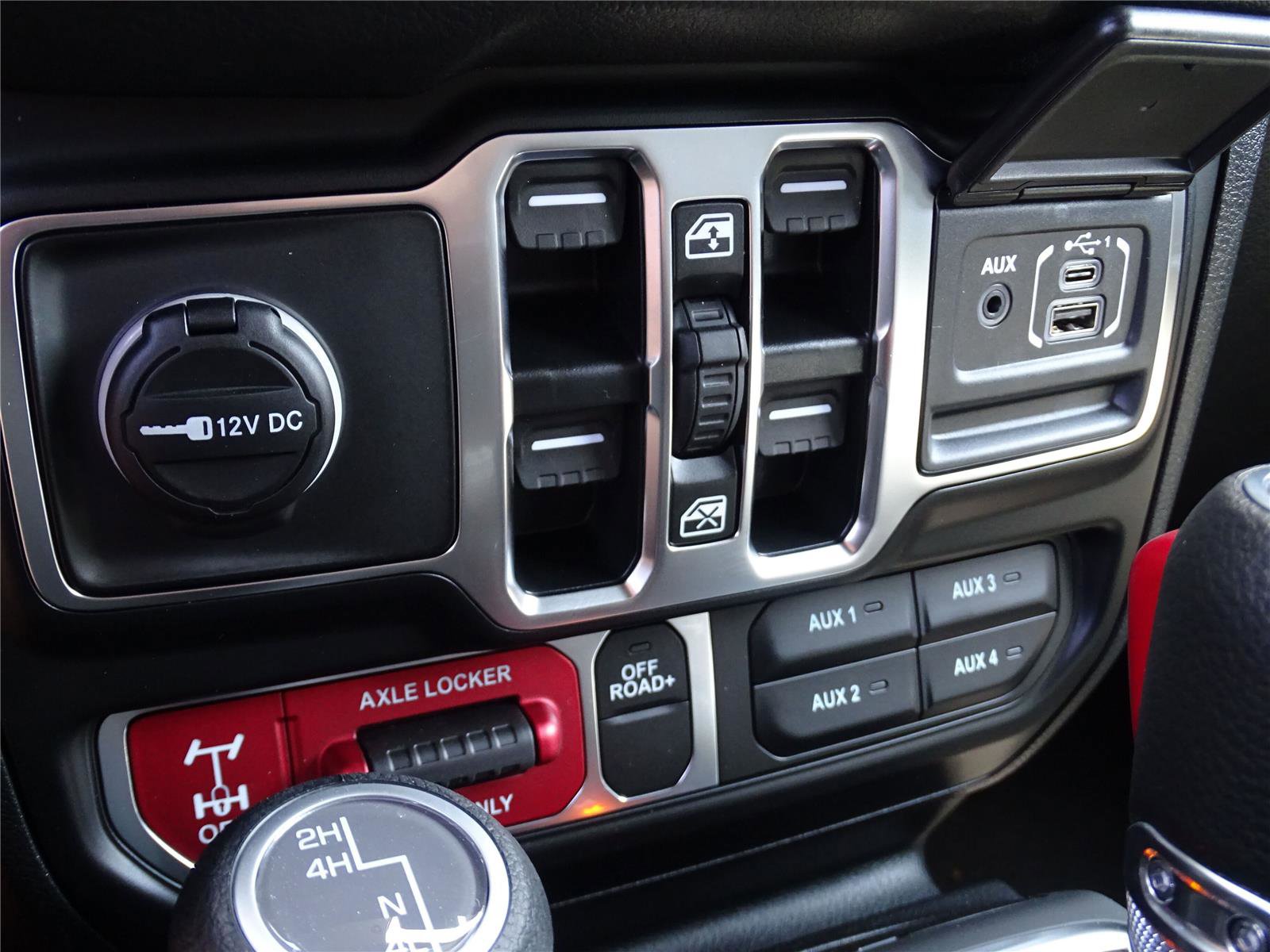 New 2025 Jeep Wrangler Willys image 31