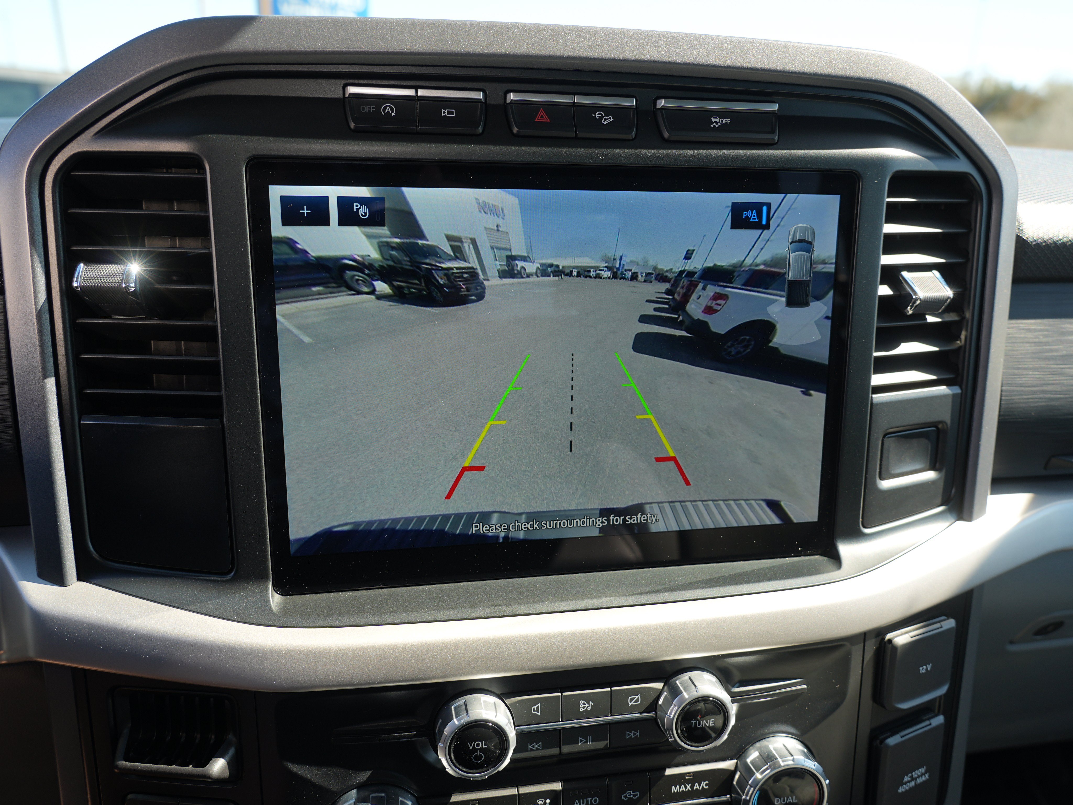 Used 2023 Ford F150 4x4 SuperCrew image 32