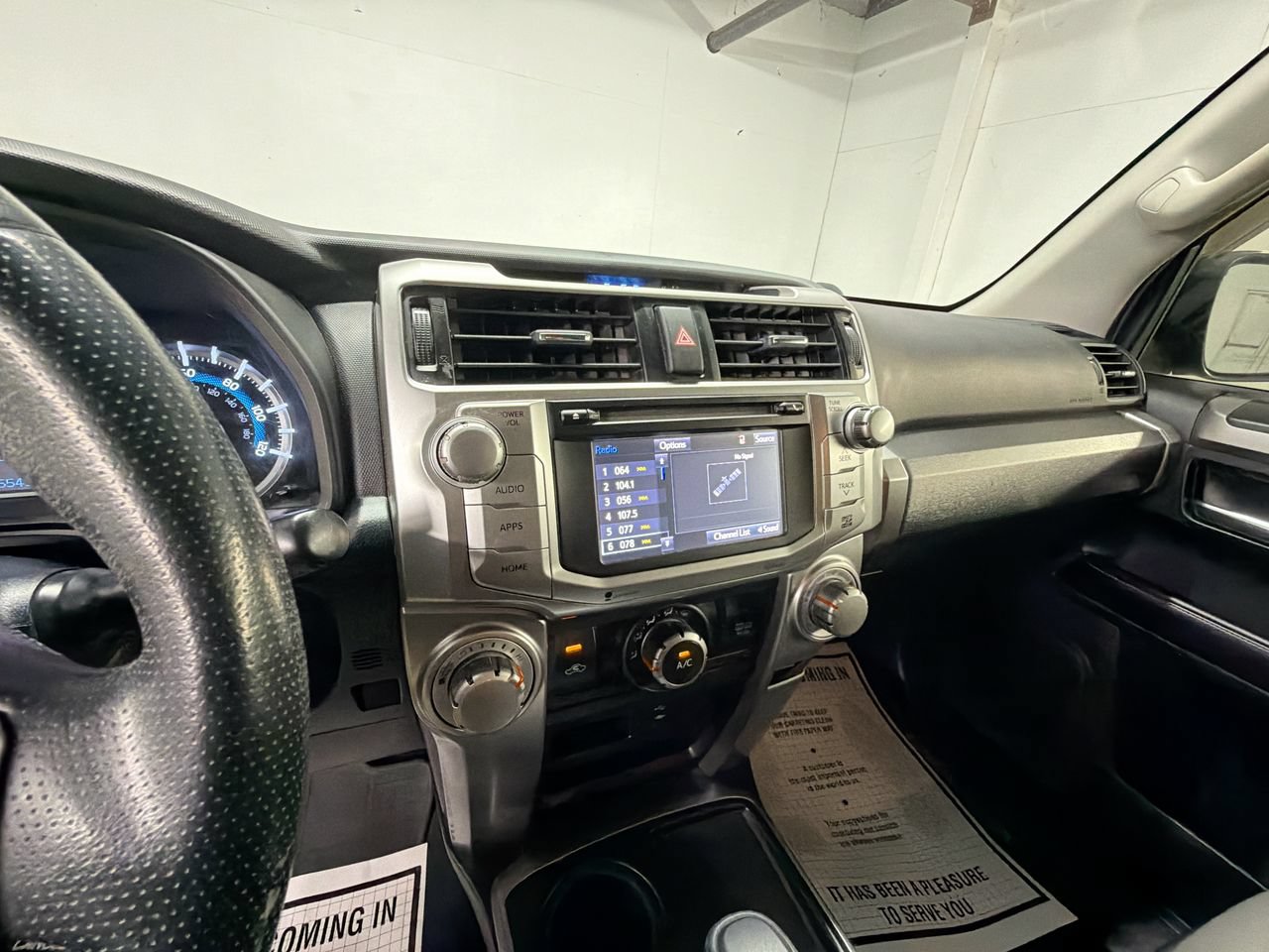 Used 2015 Toyota 4Runner SR5 Premium RWD image 16