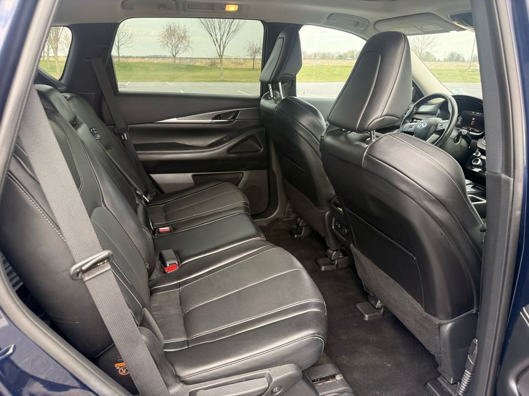 Used 2023 INFINITI QX60 Luxe image 11