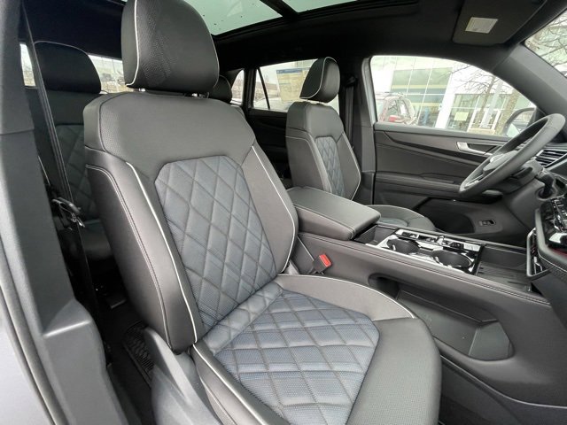 New 2025 Volkswagen Atlas Cross Sport SEL Premium R-Line image 28
