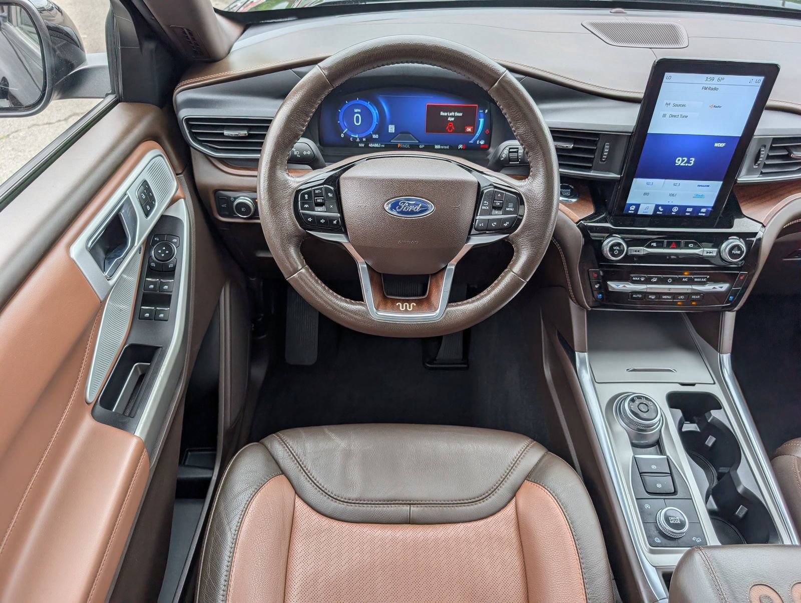 Used 2022 Ford Explorer King Ranch w/ Technology Package AWD/4WD image 18
