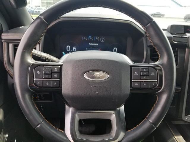 Used 2023 Ford Expedition Platinum AWD/4WD image 25
