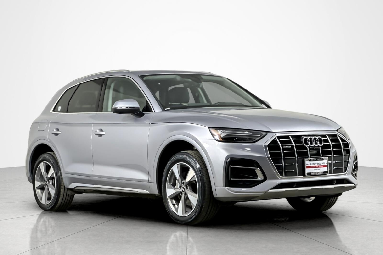 Used 2023 Audi Q5 2.0T Premium Plus w/ Premium Plus Package AWD/4WD image 7