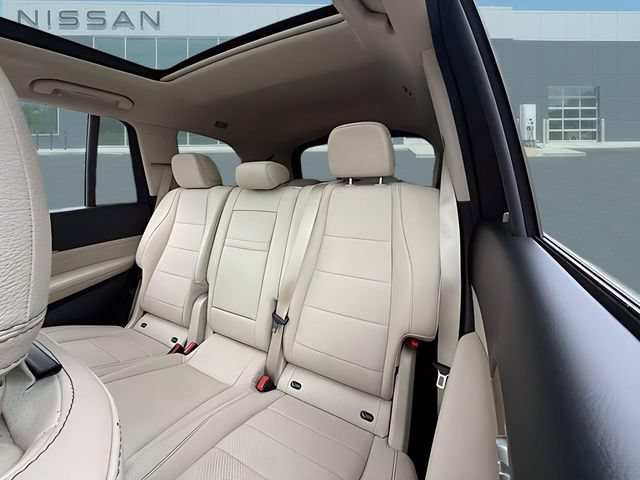 Used 2022 Mercedes-Benz GLS 450 4MATIC image 28