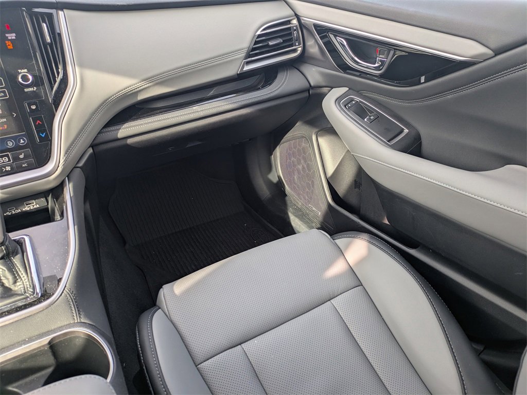 Certified 2025 Subaru Outback Limited w/ Popular Package #2 image 19