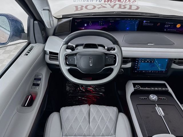 New 2025 Lincoln Navigator L Black Label image 24