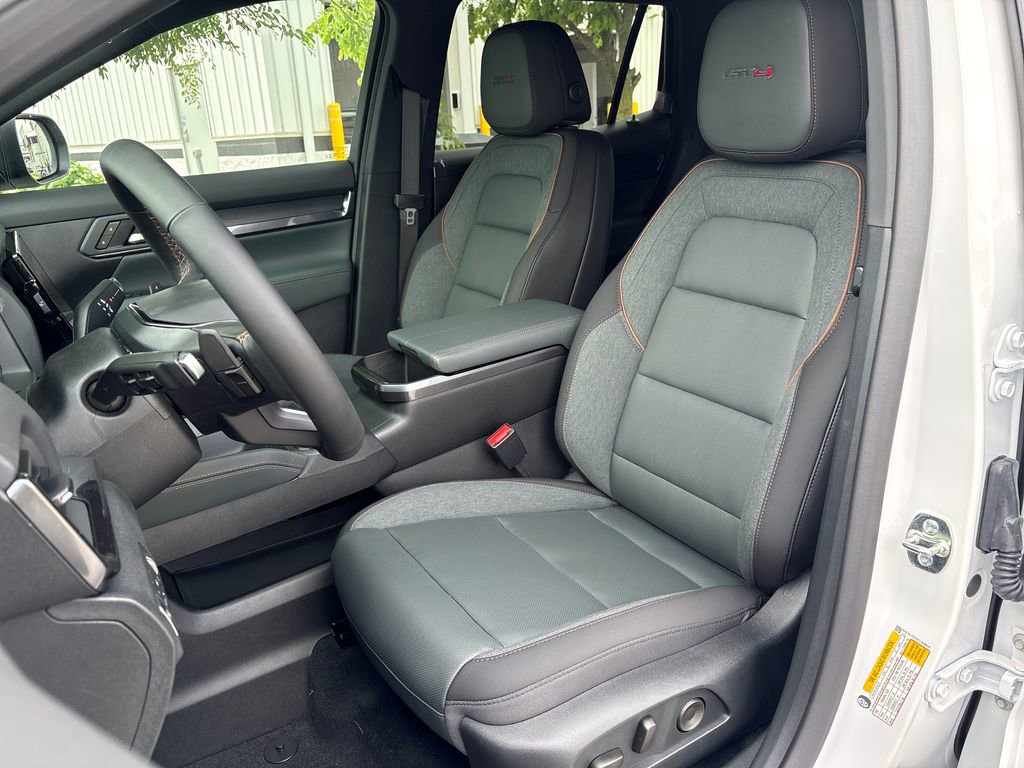 New 2026 GMC Terrain AT4 w/ LPO, Floor Liner Package AWD/4WD image 13