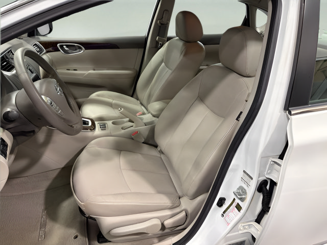 Used 2014 Nissan Sentra SL w/ Premium Package FWD image 11