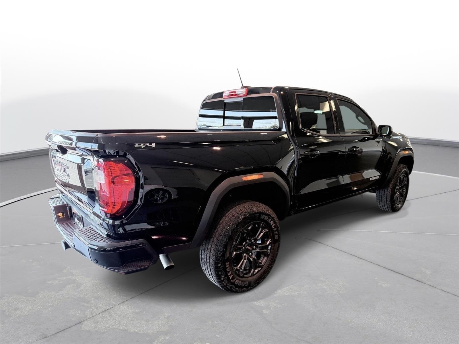 Used 2025 GMC Canyon Elevation w/ Convenience Package AWD/4WD image 12