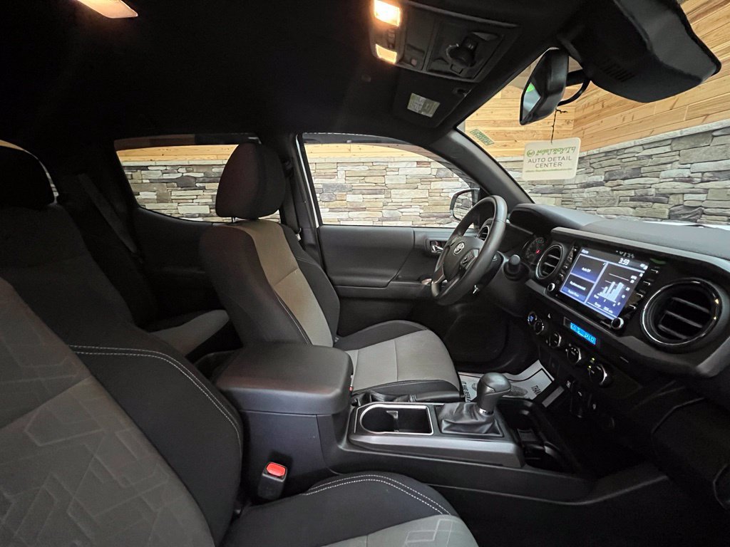Used 2023 Toyota Tacoma TRD Off-Road AWD/4WD image 38