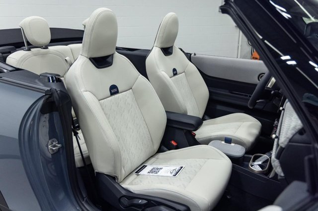 Certified 2026 MINI Cooper S FWD image 21