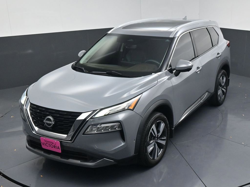 Used 2023 Nissan Rogue SL w/ SL Premium Package image 16