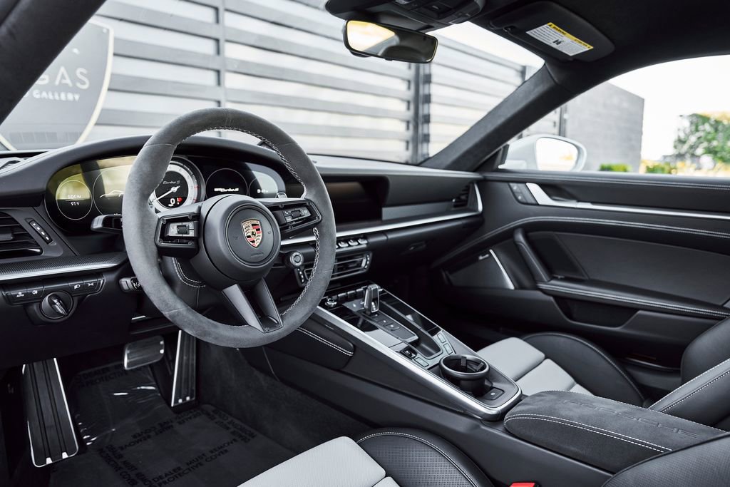 Used 2023 Porsche 911 Turbo S AWD/4WD image 2