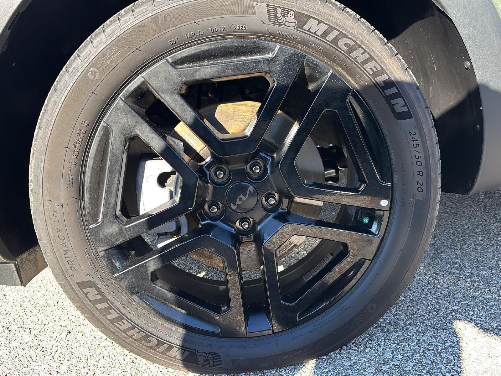 Certified 2025 Kia Telluride SX Prestige X-Line AWD/4WD image 31