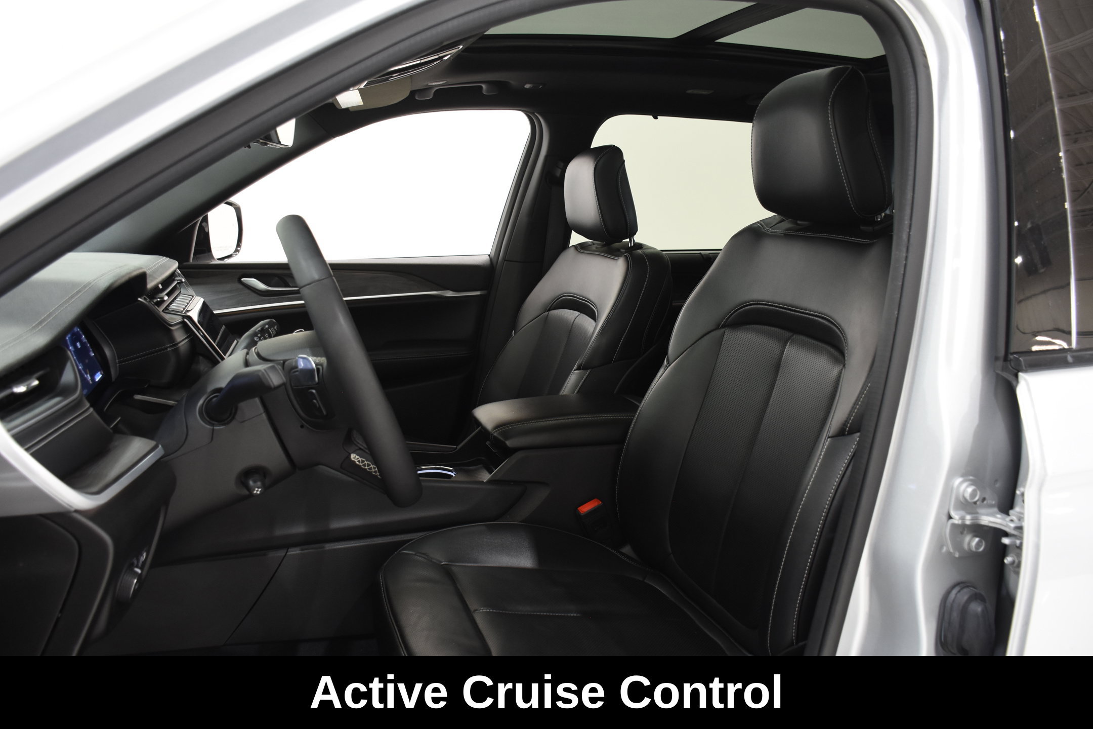 Used 2024 Jeep Grand Cherokee L Limited w/ Luxury Tech Group II AWD/4WD image 28