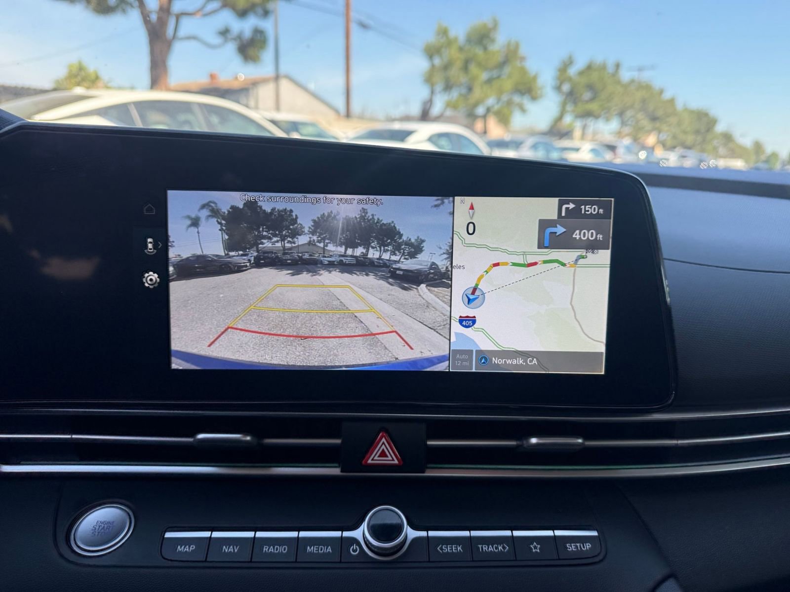 Used 2025 Hyundai Elantra Limited image 22