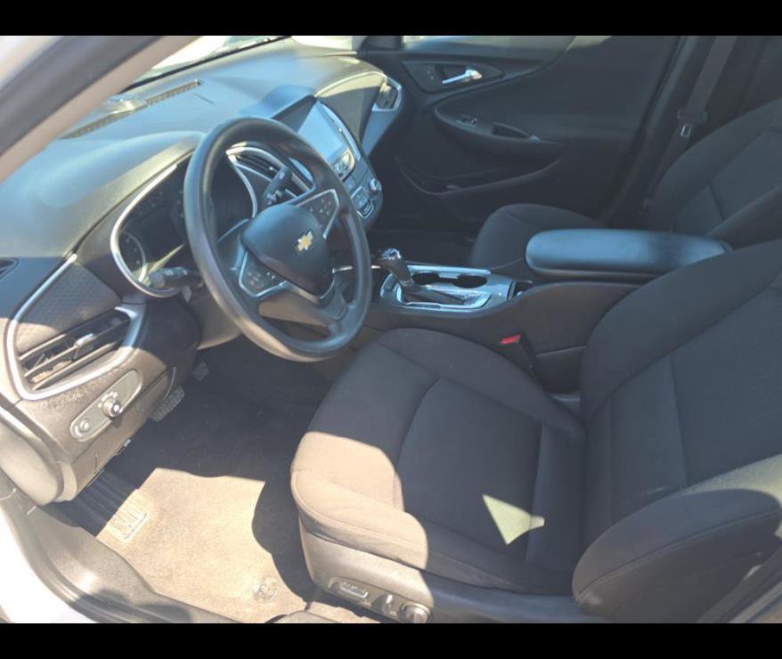 Used 2019 Chevrolet Malibu LS w/ Driver Confidence Package II image 3