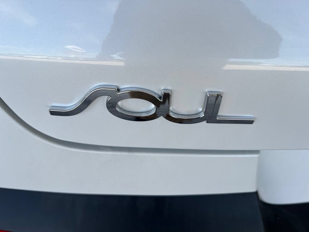 Used 2020 Kia Soul EX w/ Option Group 015 FWD image 32
