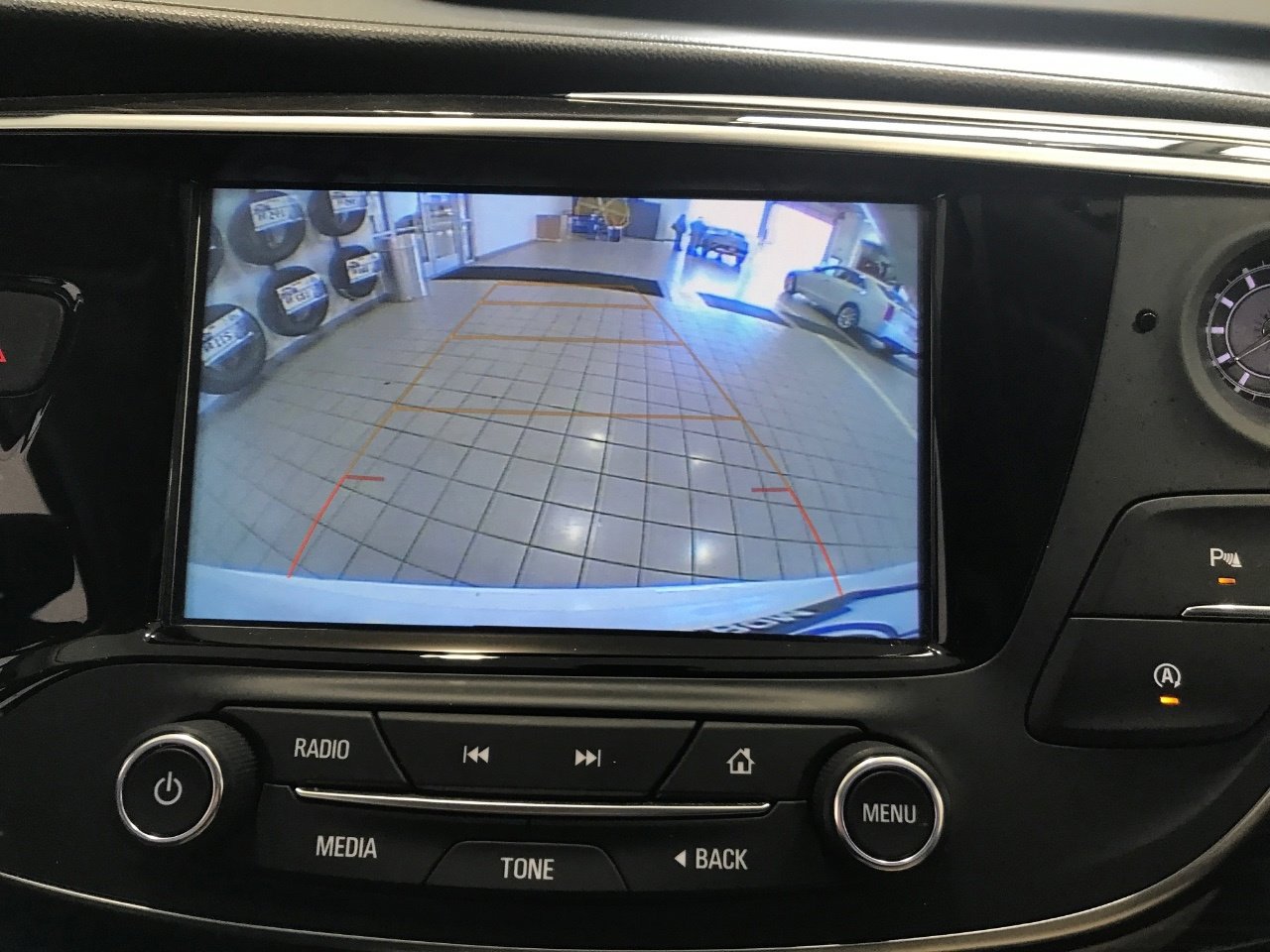Used 2020 Buick Envision Essence w/ Experience Buick Package AWD/4WD image 24