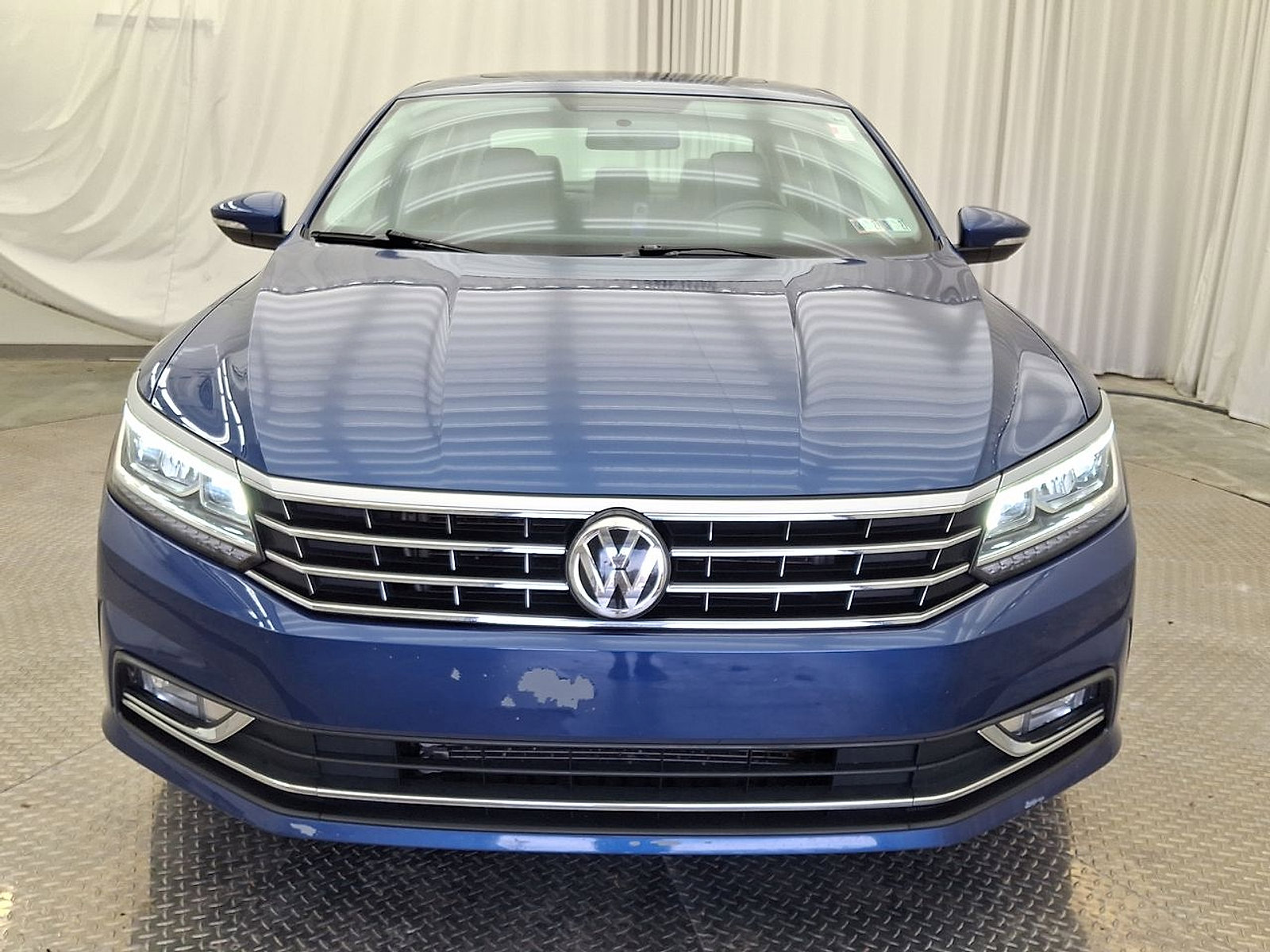 Used 2017 Volkswagen Passat 1.8T SE w/ SE Lighting Package image 29