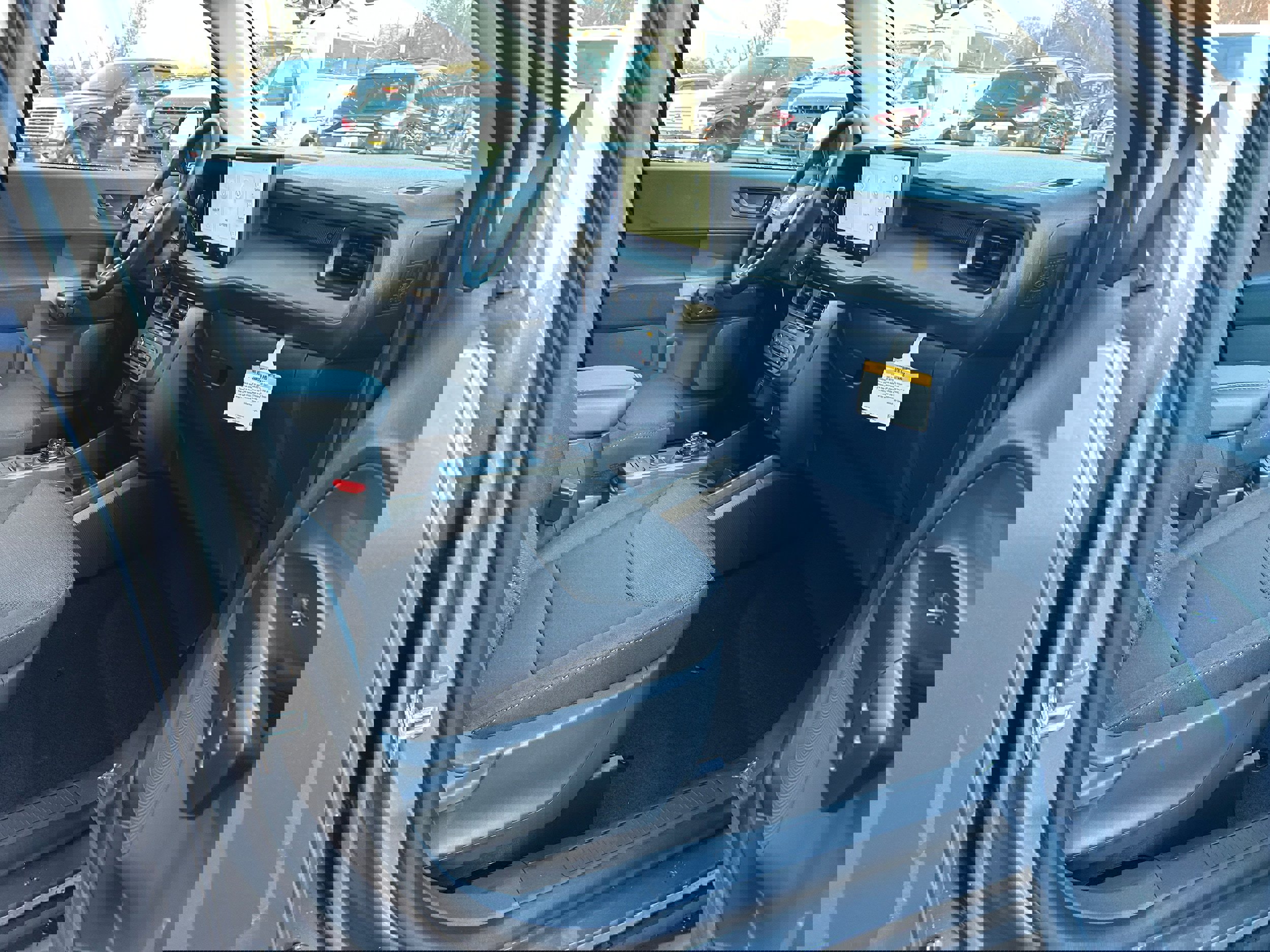 New 2025 Ford Maverick XL w/ Equipment Group 101A image 13