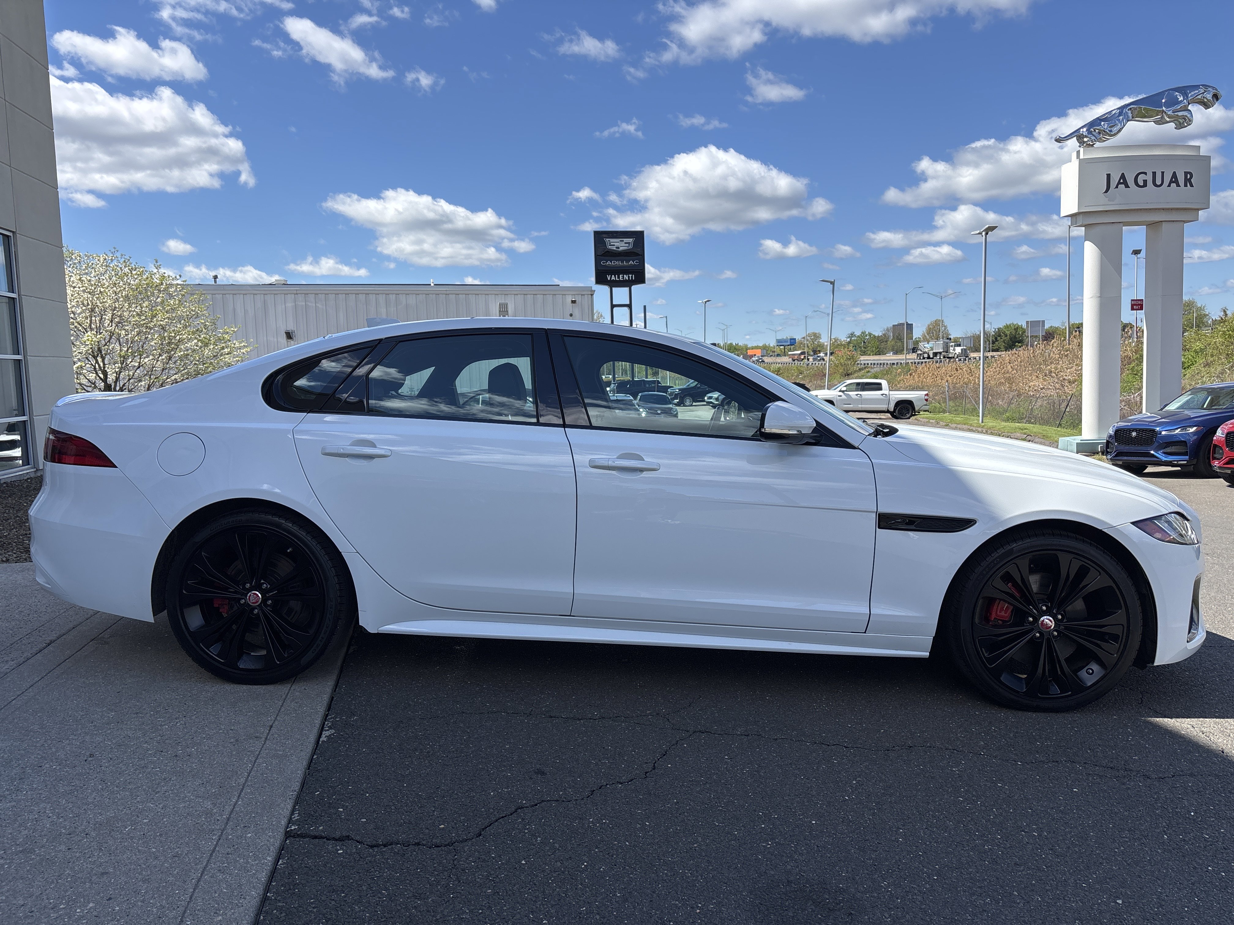 Certified 2023 Jaguar XF R-Dynamic SE AWD/4WD image 3