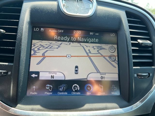Used 2012 Chrysler 300 C w/ 19-Premium Speaker Group RWD image 18