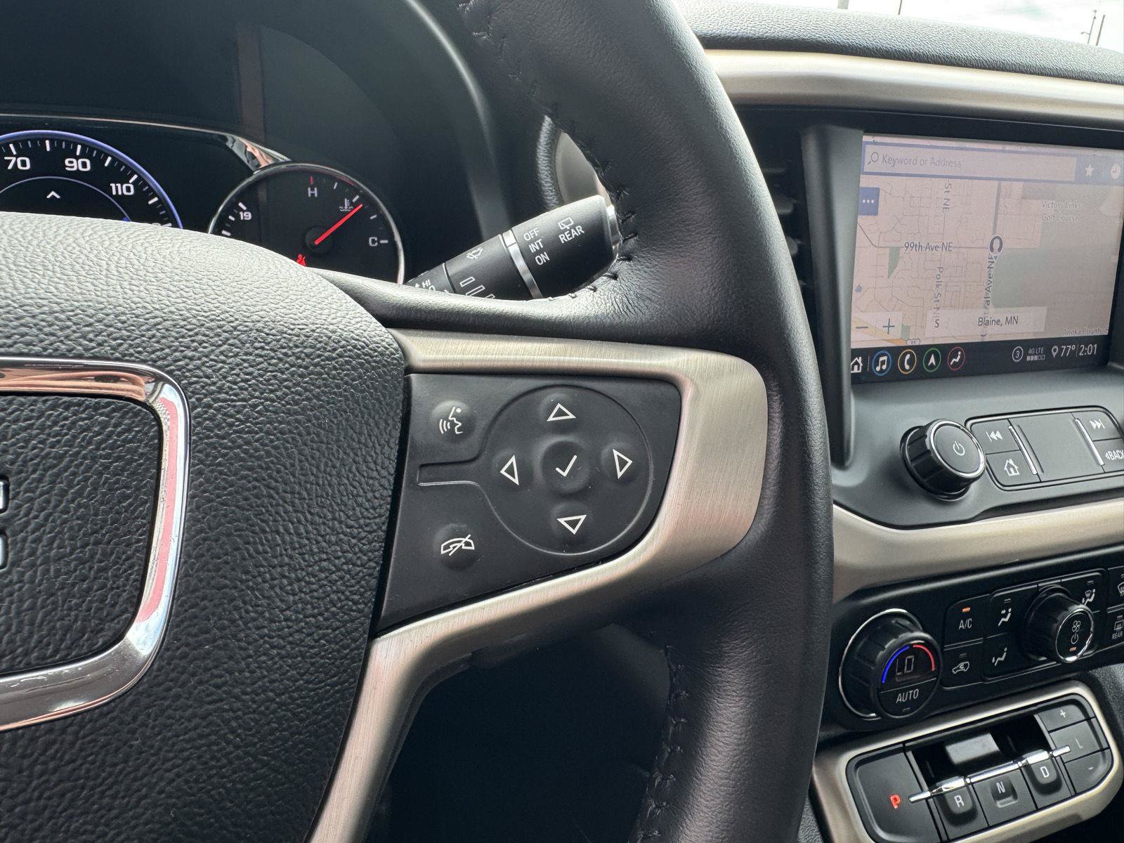 Used 2020 GMC Acadia Denali w/ Trailering Package AWD/4WD image 21