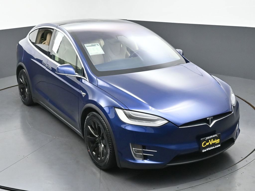 Used 2016 Tesla Model X 90D image 44