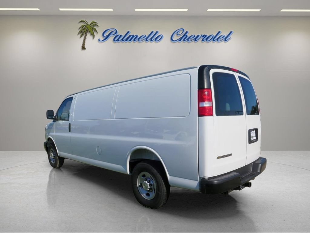 New 2026 Chevrolet Express 2500 Extended w/ Driver Convenience Package RWD image 4
